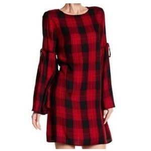 BEACHLUNCHLOUNGE Taya Red and Black Buffalo Plaid Bell Sleeve Dress Large L